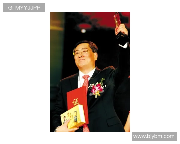 滑板传奇周强专访揭秘成功背后的故事与心路历程