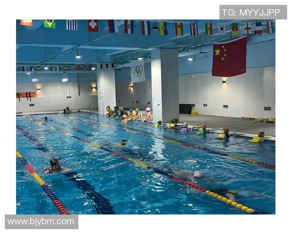 游泳教学方法创新探索提升学员技能的有效策略与实践总结