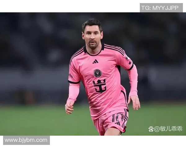 八十岁高龄仍在绿茵场上驰骋的足球明星有哪些值得关注的传奇人物